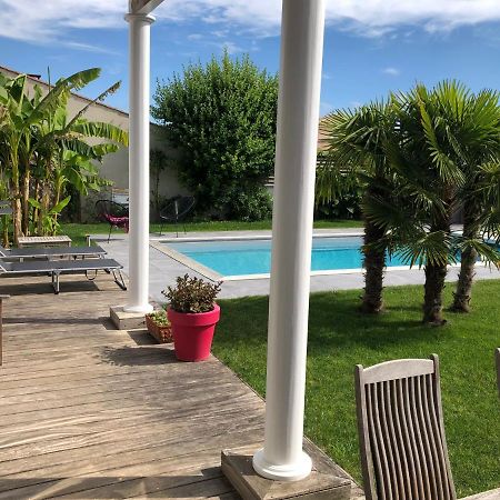 Maison M, Chambre Privee Acces Jardin Piscine Et Jacuzzi Pres De La Rochelle Bed and Breakfast La Rochelle  Exterior foto